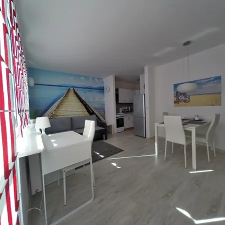 Avis Apartments Gdynia Skwer Kosciuszki 39 Apartment *